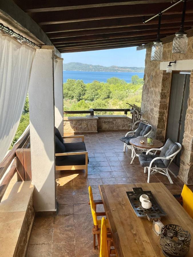 Stonehouse & Casa Al Sole E Al Mare Βίλα Νέα Ρόδα Εξωτερικό φωτογραφία