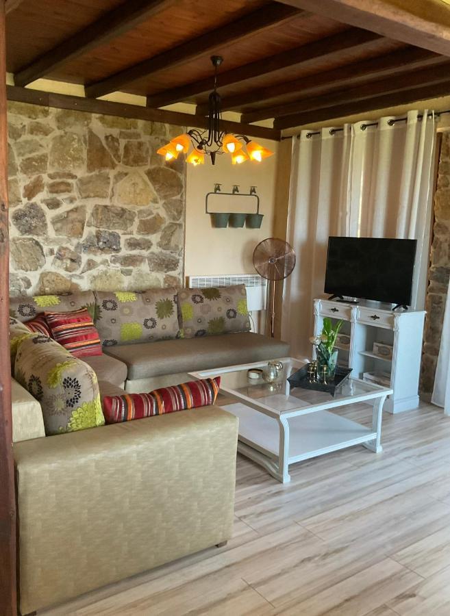 Stonehouse & Casa Al Sole E Al Mare Βίλα Νέα Ρόδα Εξωτερικό φωτογραφία