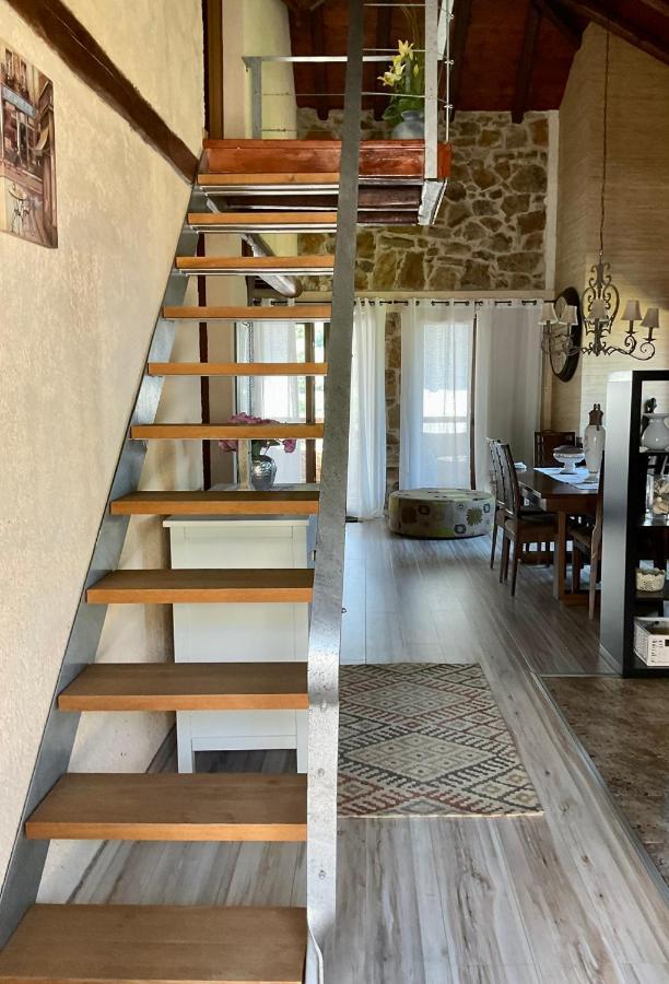 Stonehouse & Casa Al Sole E Al Mare Βίλα Νέα Ρόδα Εξωτερικό φωτογραφία