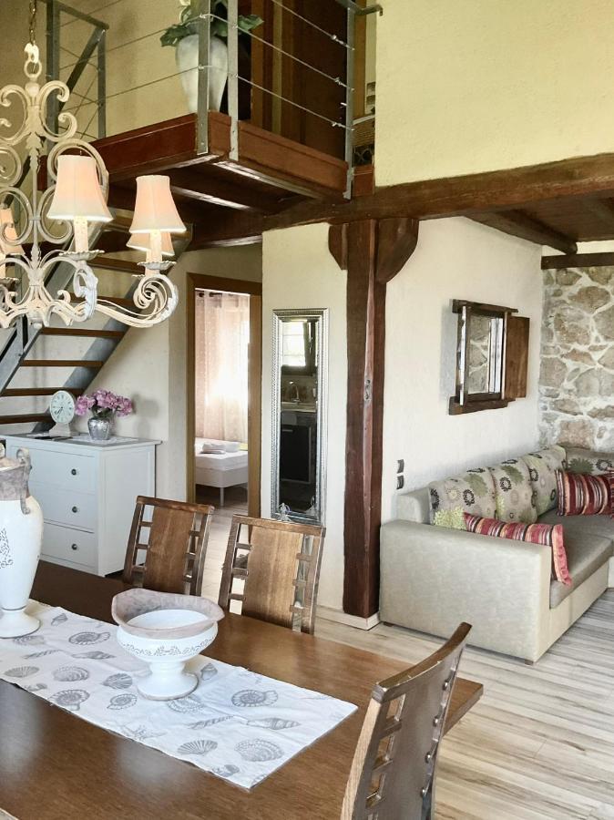 Stonehouse & Casa Al Sole E Al Mare Βίλα Νέα Ρόδα Εξωτερικό φωτογραφία