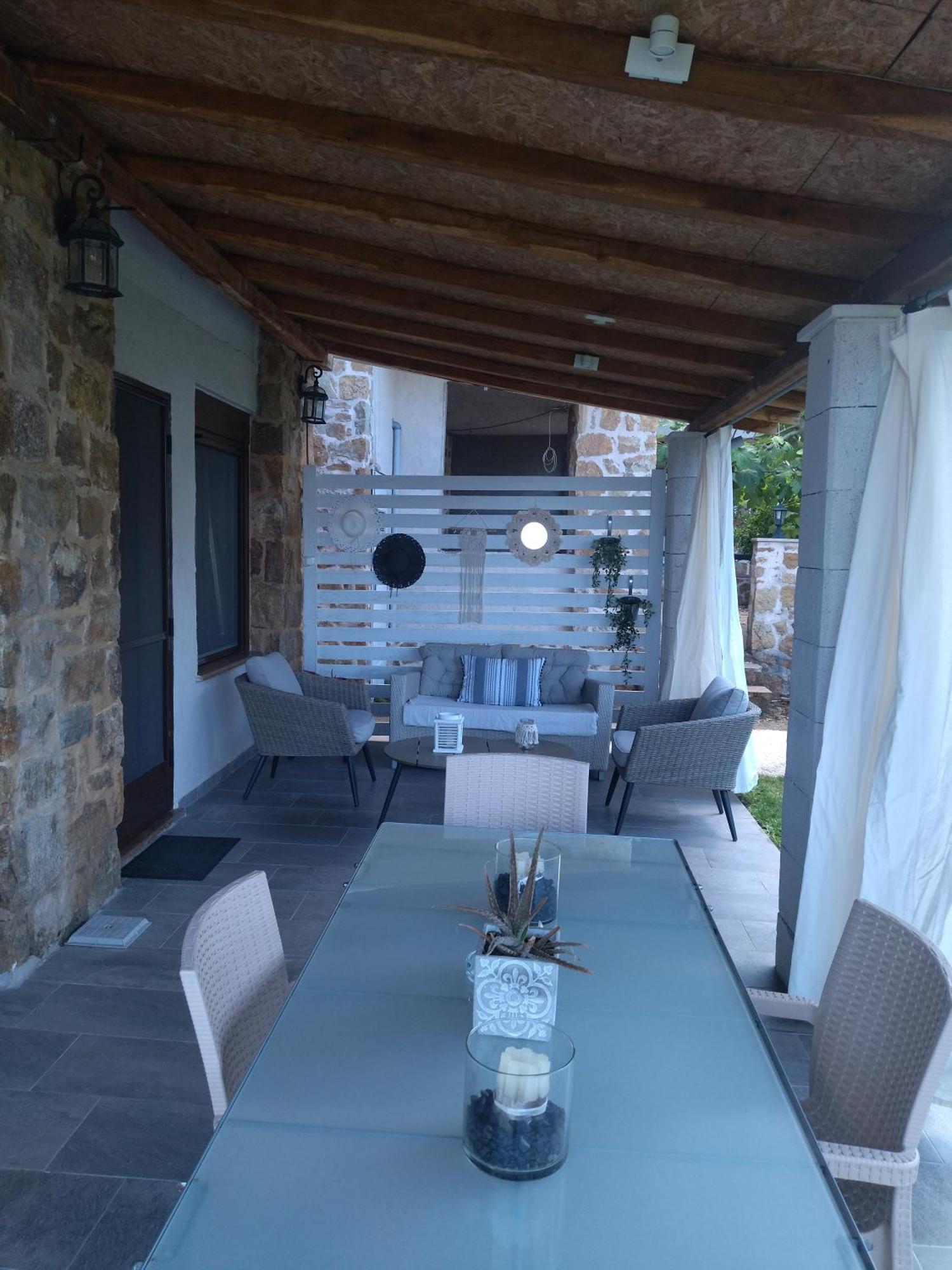 Stonehouse & Casa Al Sole E Al Mare Βίλα Νέα Ρόδα Εξωτερικό φωτογραφία