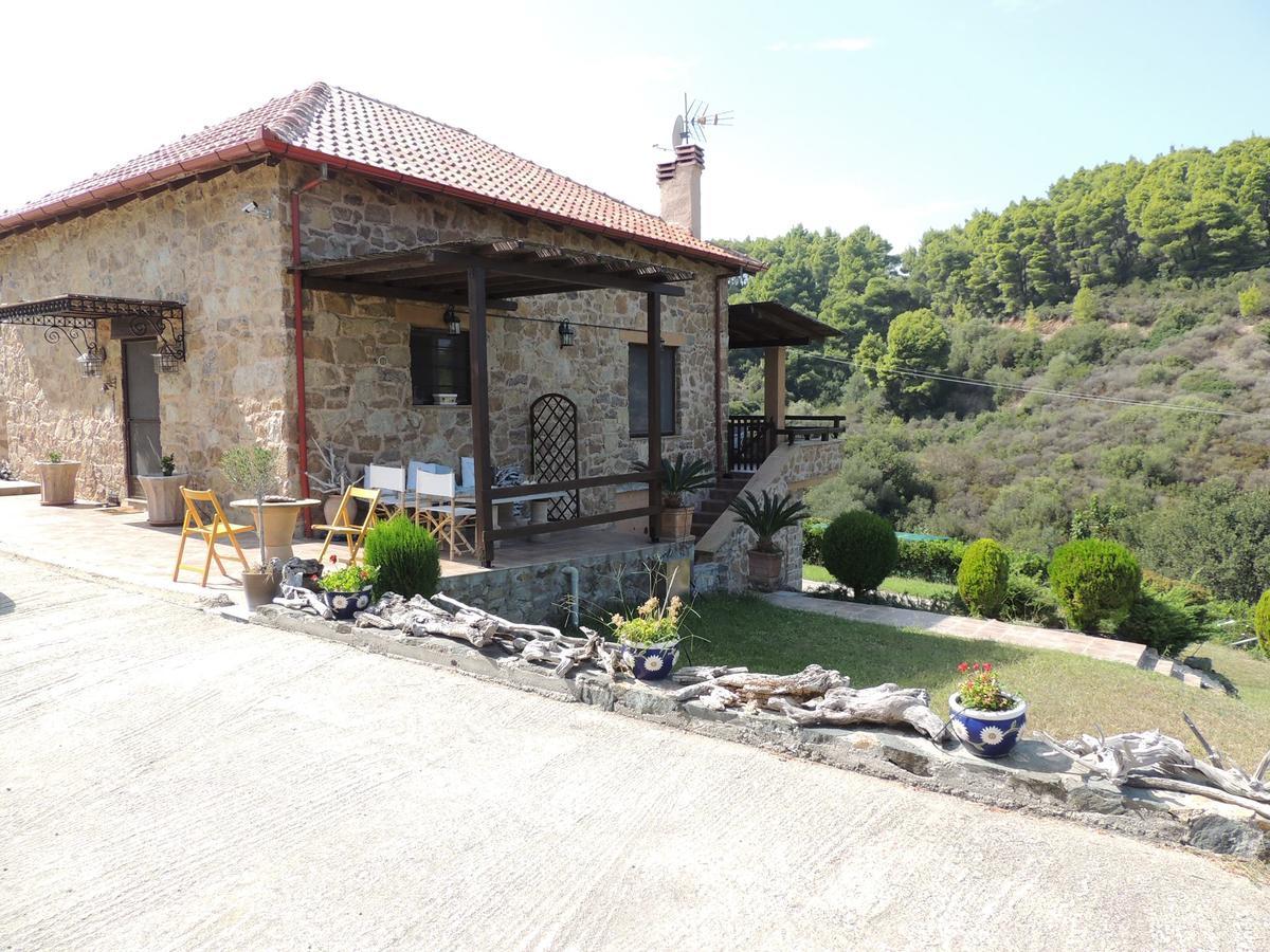 Stonehouse & Casa Al Sole E Al Mare Βίλα Νέα Ρόδα Εξωτερικό φωτογραφία