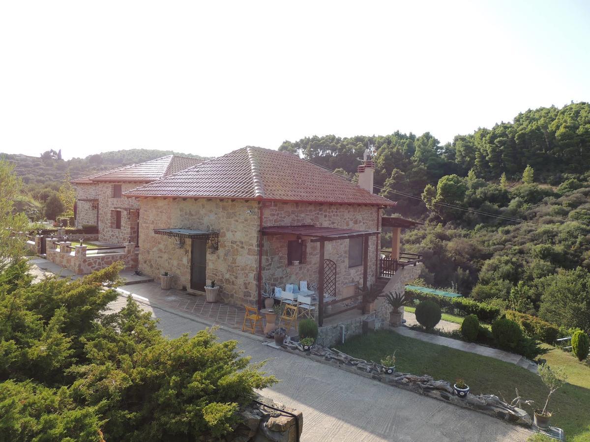Stonehouse & Casa Al Sole E Al Mare Βίλα Νέα Ρόδα Εξωτερικό φωτογραφία