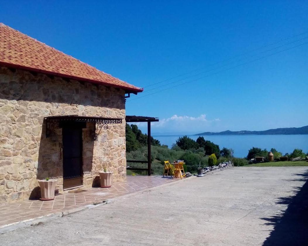 Stonehouse & Casa Al Sole E Al Mare Βίλα Νέα Ρόδα Εξωτερικό φωτογραφία